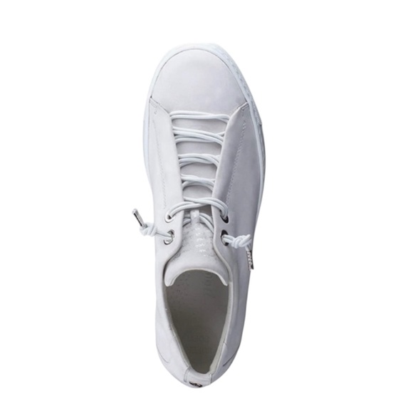 Ivory nubuk Leather Sneakers. US 7 New. - Picture 7 of 12